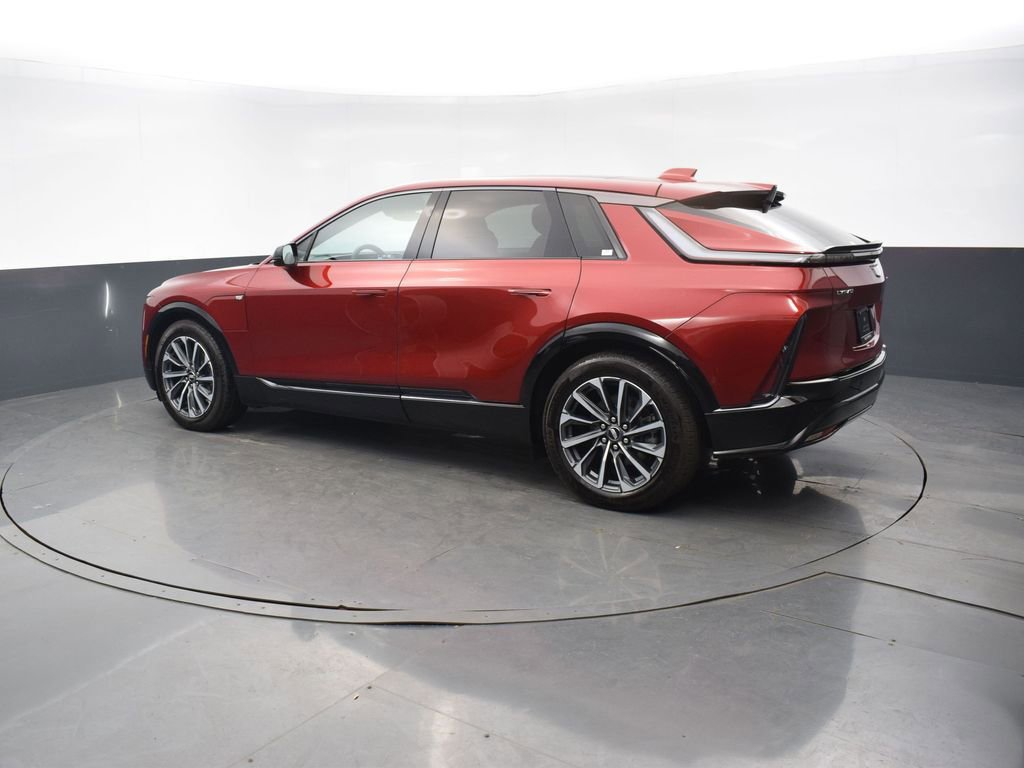 Certified 2024 Cadillac Lyriq Sport image 3