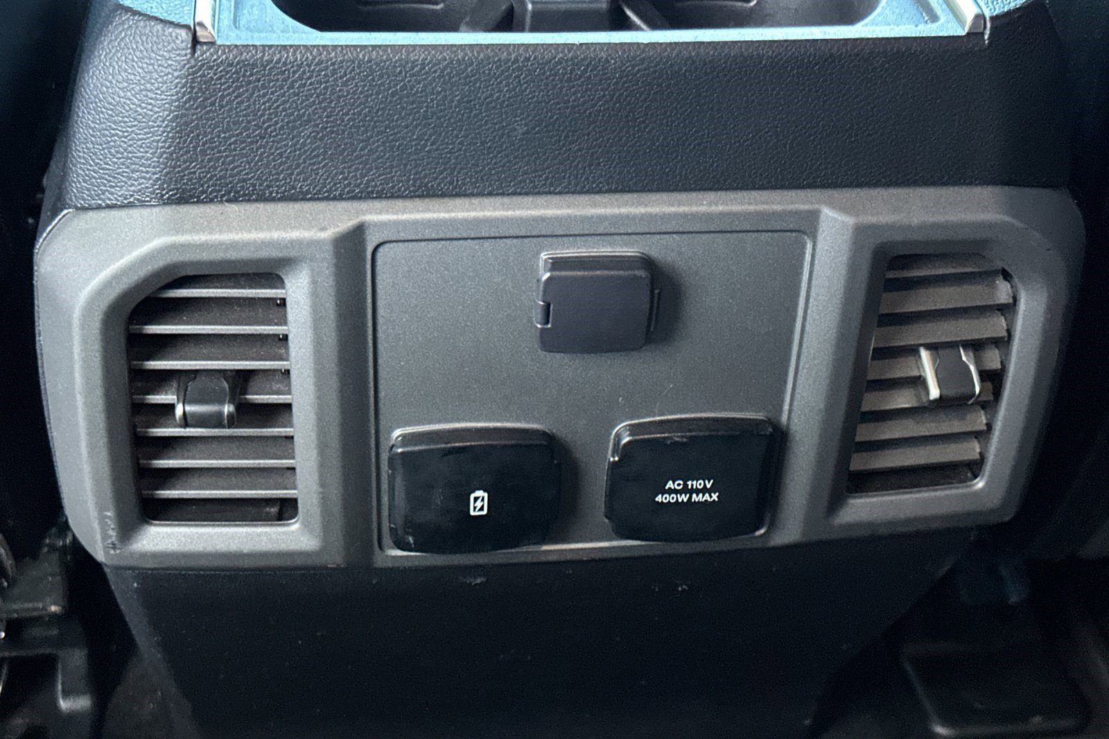 Used 2019 Ford F150 Raptor w/ Equipment Group 802A Luxury image 16