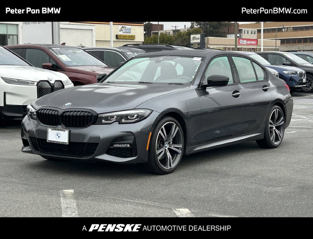 Used 2022 BMW 330i Sedan w/ M Sport Package RWD image 1
