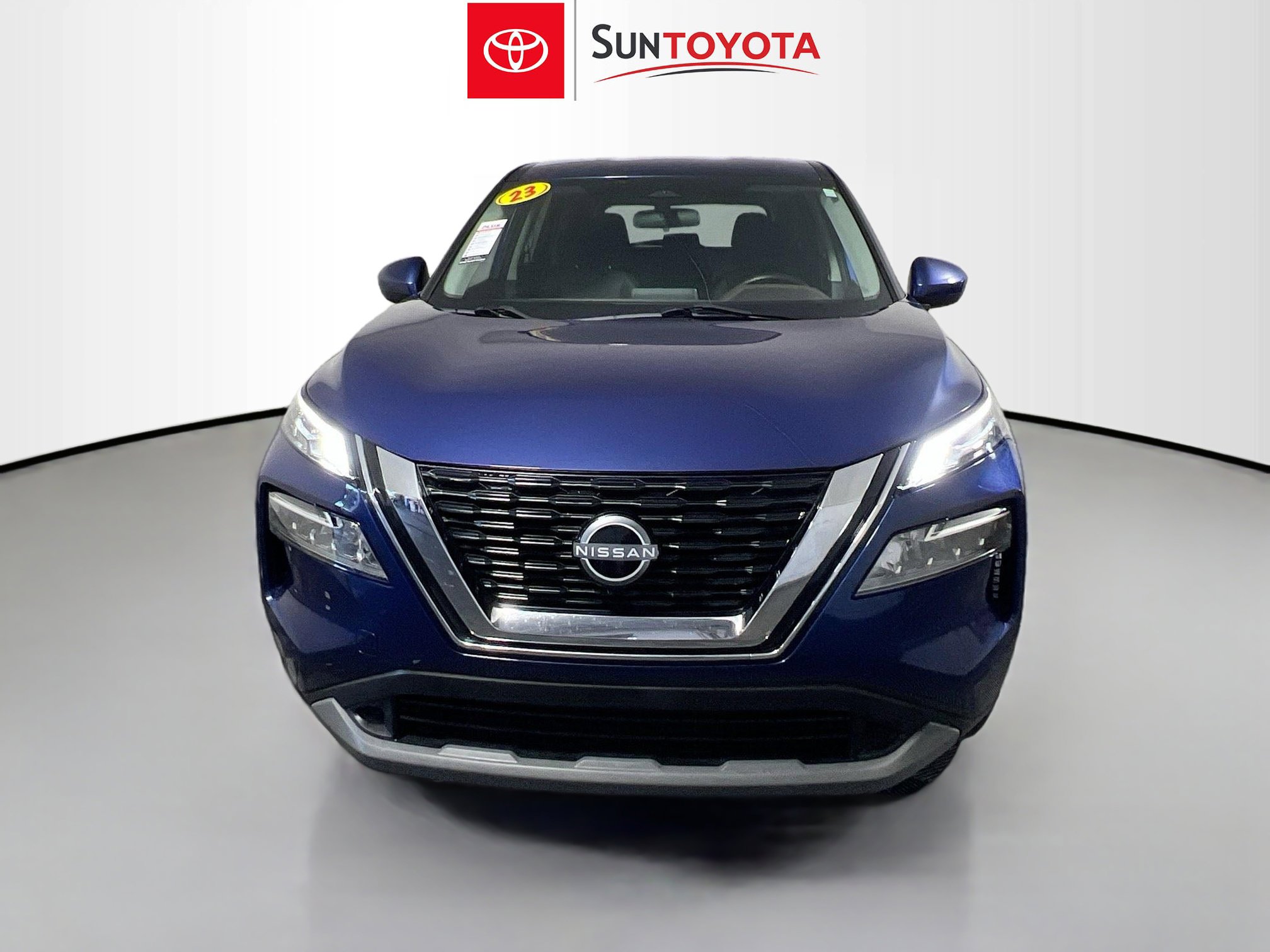 Used 2023 Nissan Rogue SV FWD image 10