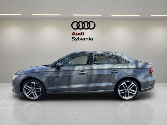 Used 2018 Audi A3 2.0T Premium w/ Convenience Package FWD image 4