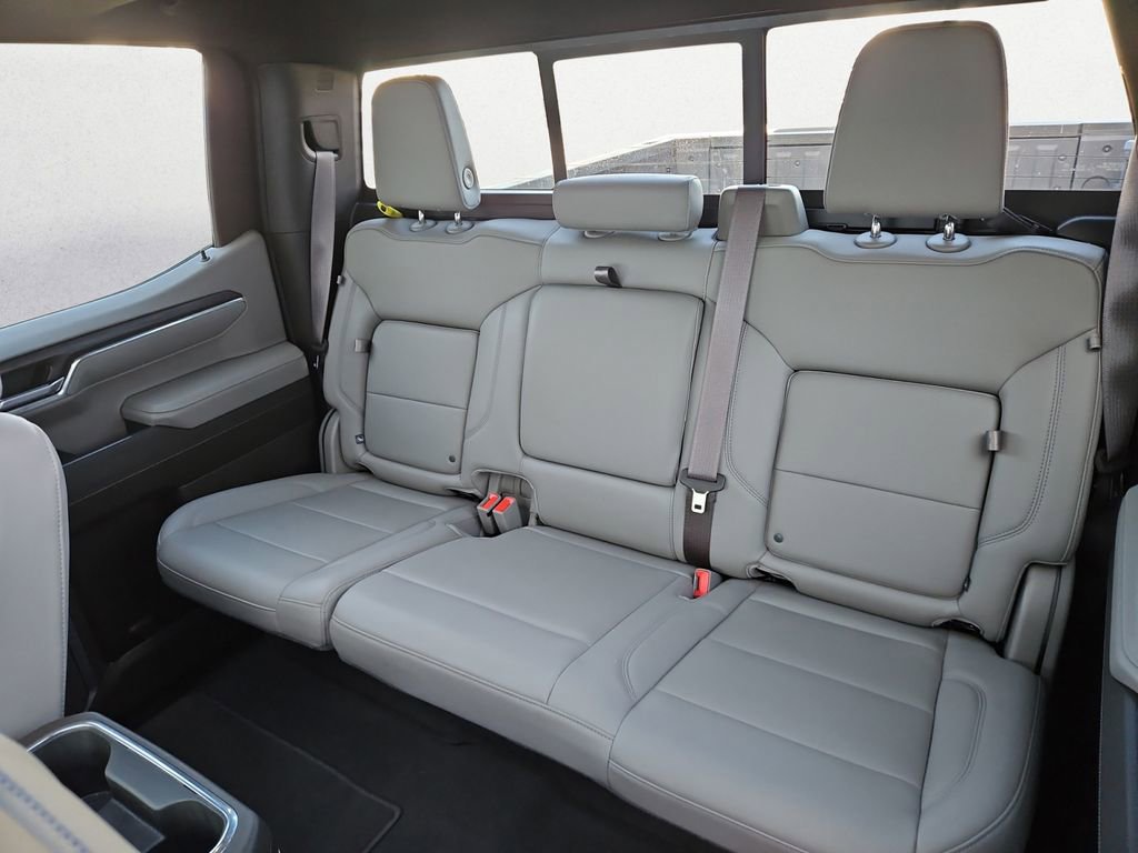 Used 2023 GMC Sierra 1500 SLT w/ SLT Premium Package image 9