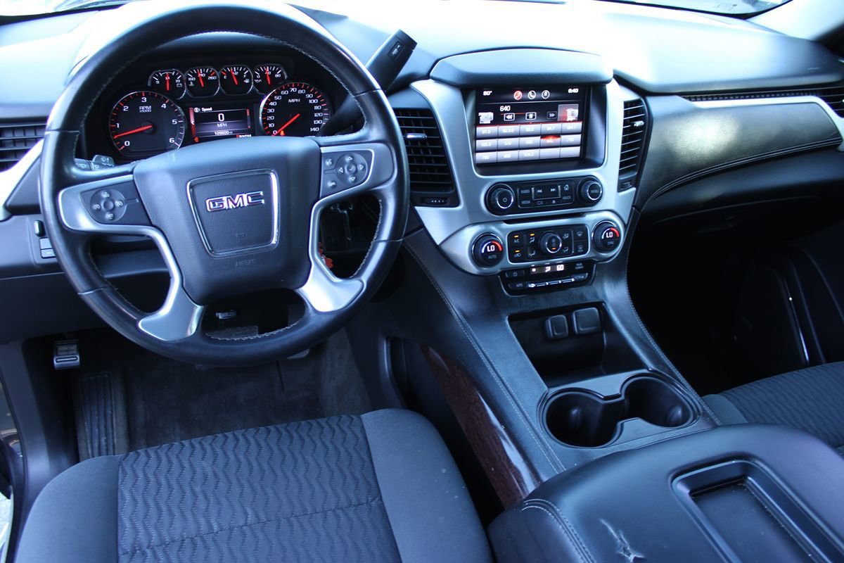 Used 2015 GMC Yukon SLE w/ Convenience Package RWD image 12