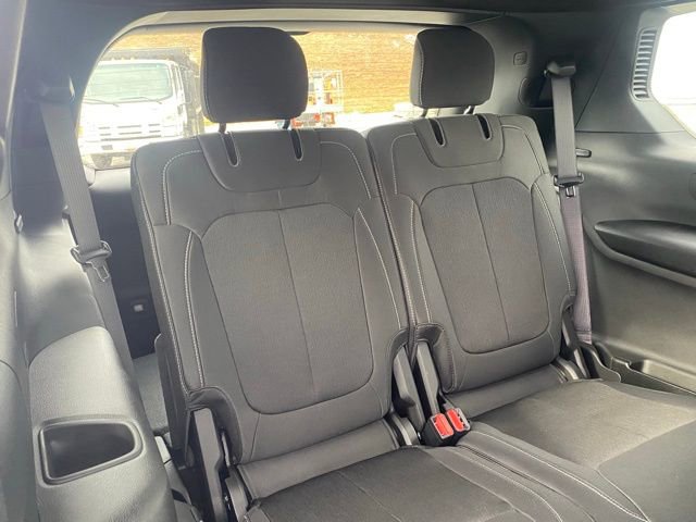 New 2025 Jeep Grand Cherokee L Laredo image 33