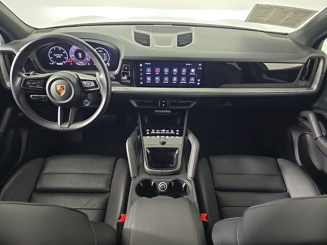 Certified 2024 Porsche Cayenne image 28