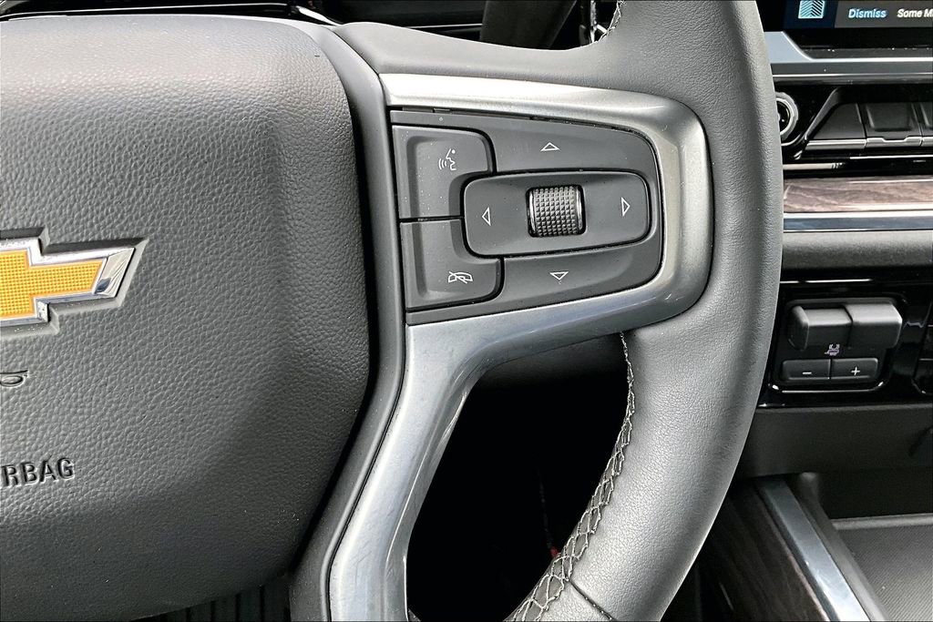 Used 2024 Chevrolet Silverado 2500 LTZ w/ LTZ Convenience Package image 19