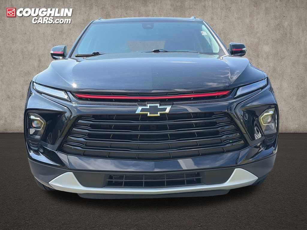 Used 2023 Chevrolet Blazer LT AWD/4WD image 2