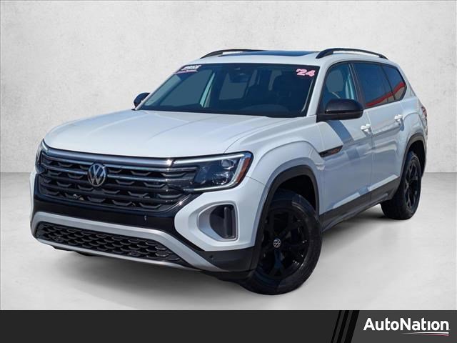 Used 2024 Volkswagen Atlas Peak Edition SE