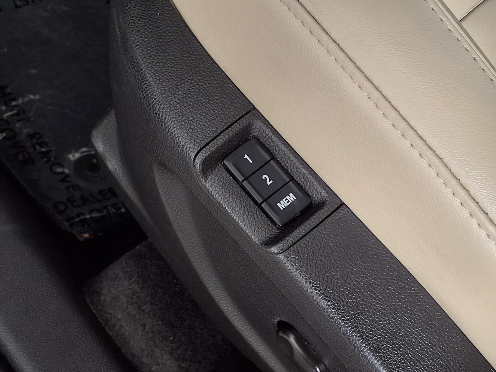 Used 2018 Buick Encore Premium FWD image 22