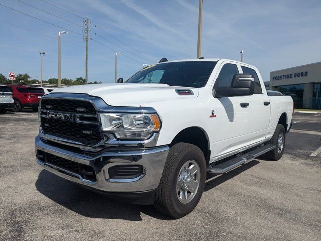 Used 2024 RAM 3500 Tradesman w/ Chrome Appearance Group AWD/4WD image 9