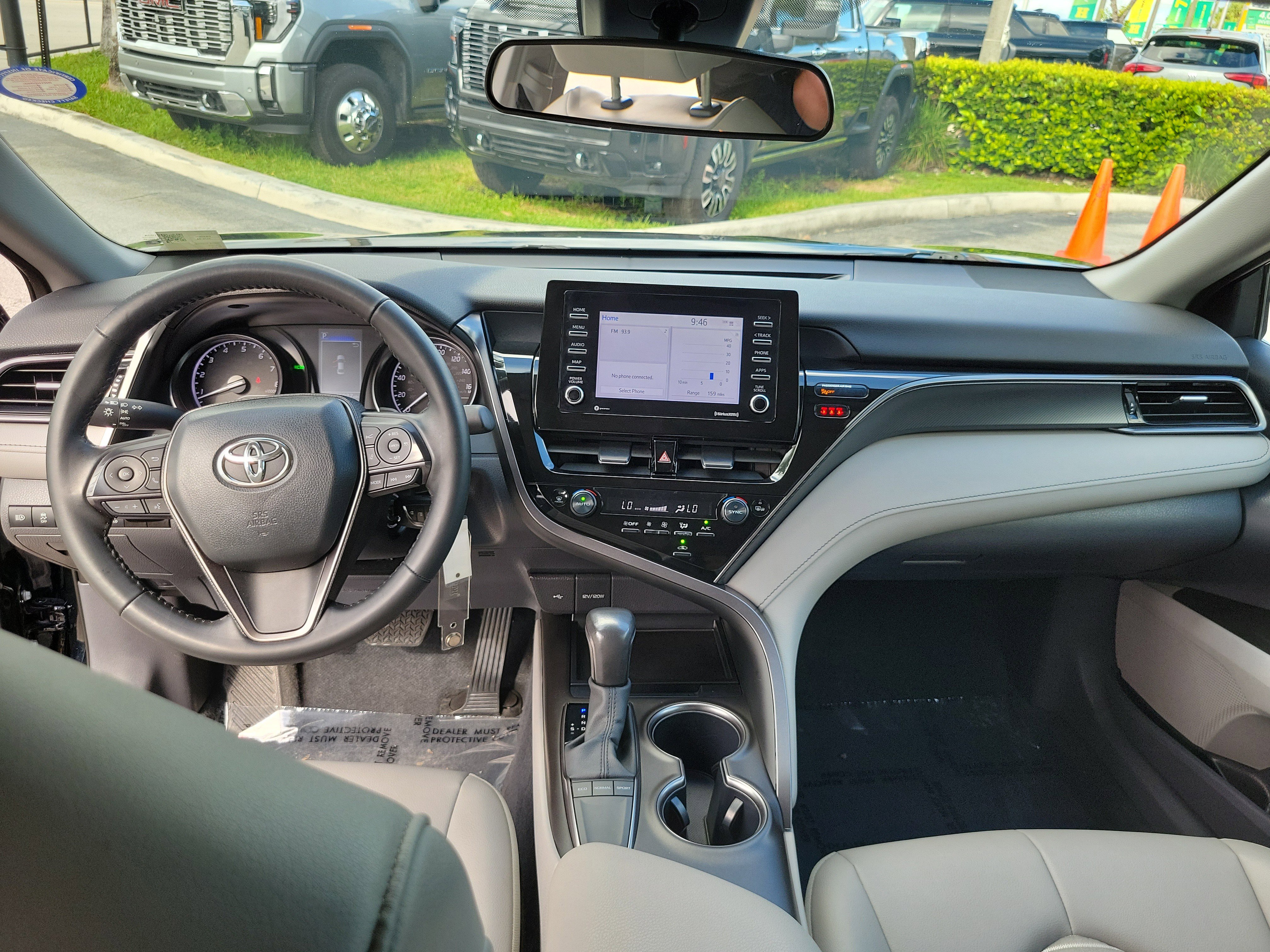 Used 2024 Toyota Camry SE image 15