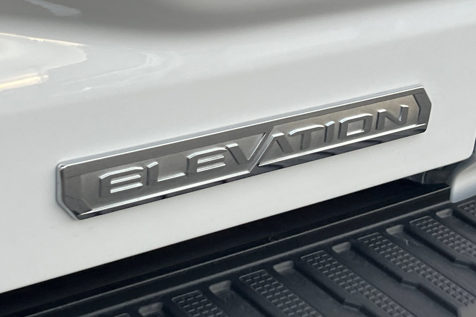 New 2026 GMC Sierra 1500 Elevation image 7