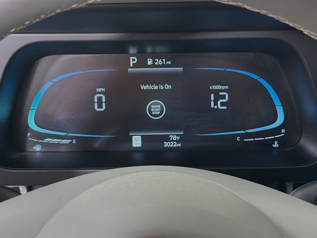 Used 2025 Hyundai Elantra Sport FWD image 15
