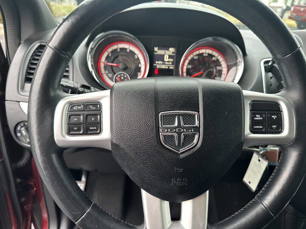 Used 2019 Dodge Grand Caravan GT image 21