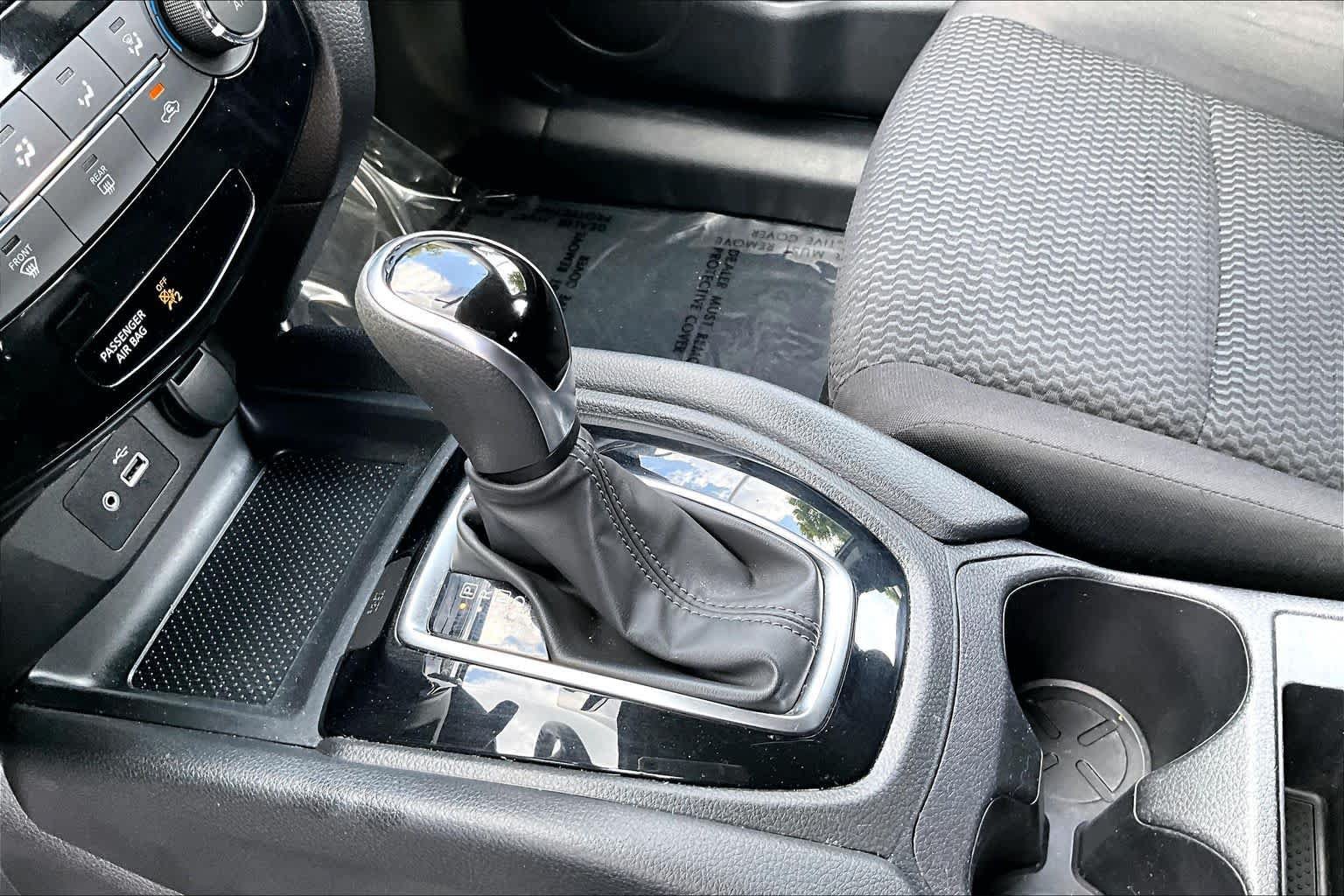Used 2019 Nissan Rogue Sport S AWD/4WD image 16