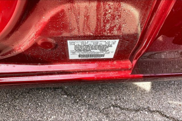 New 2025 Nissan Versa SR w/ Trunk Package image 13