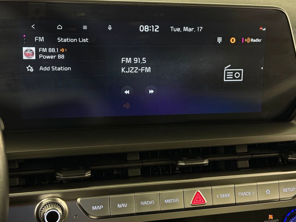 Used 2025 Kia Telluride S image 17