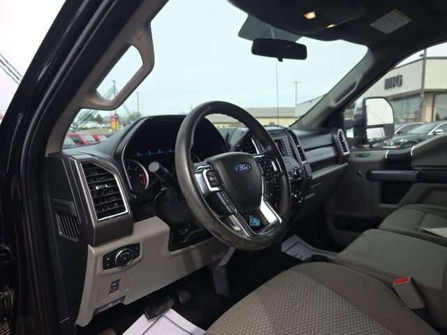 Used 2017 Ford F250 XLT w/ XLT Value Package image 19