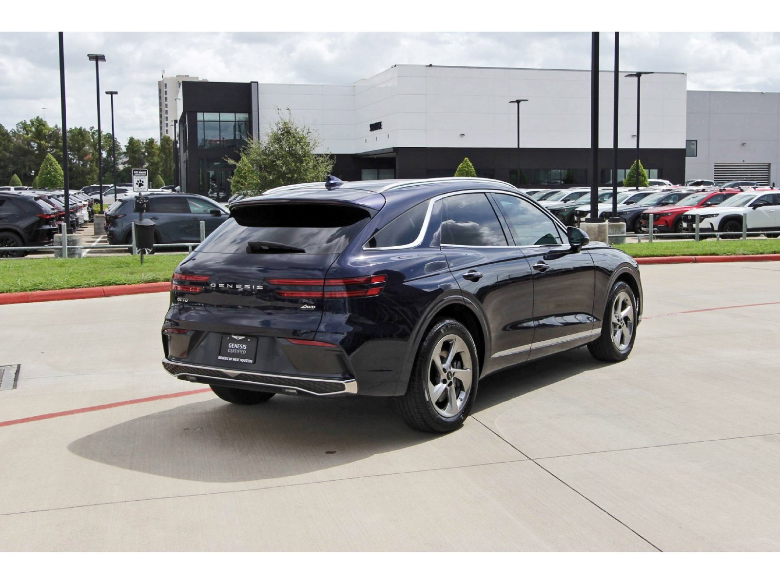 Used 2026 Genesis GV70 2.5T AWD/4WD image 8