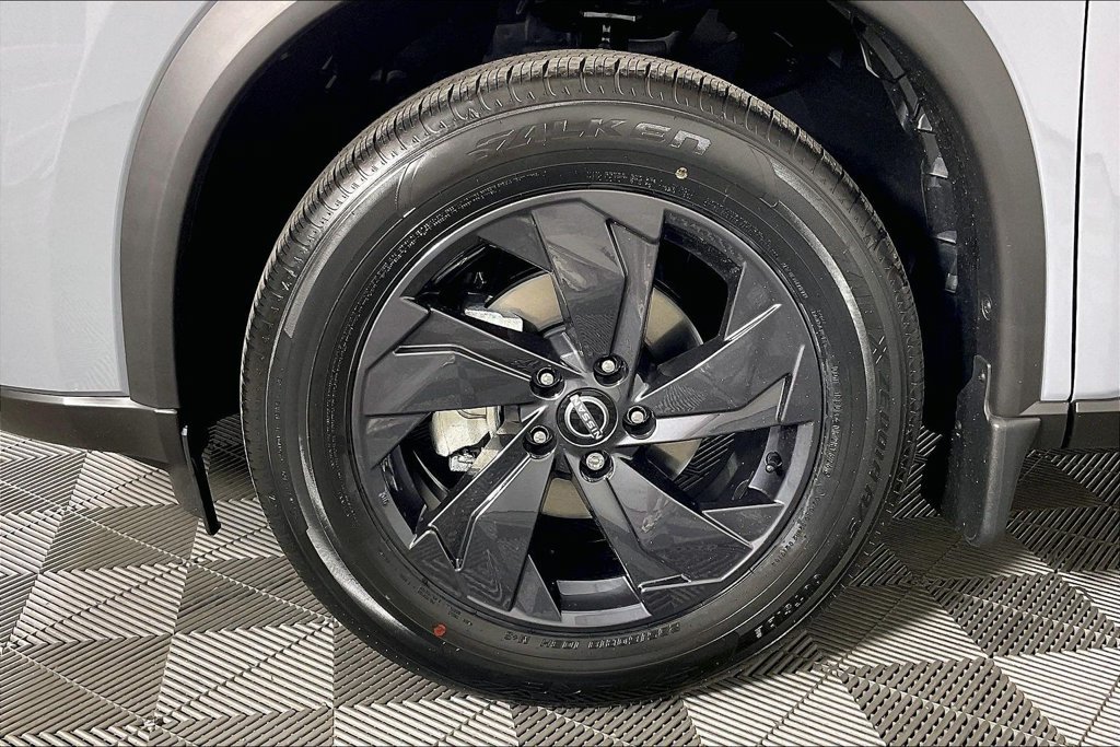 New 2026 Nissan Rogue SV w/ Cold Weather Package FWD image 13