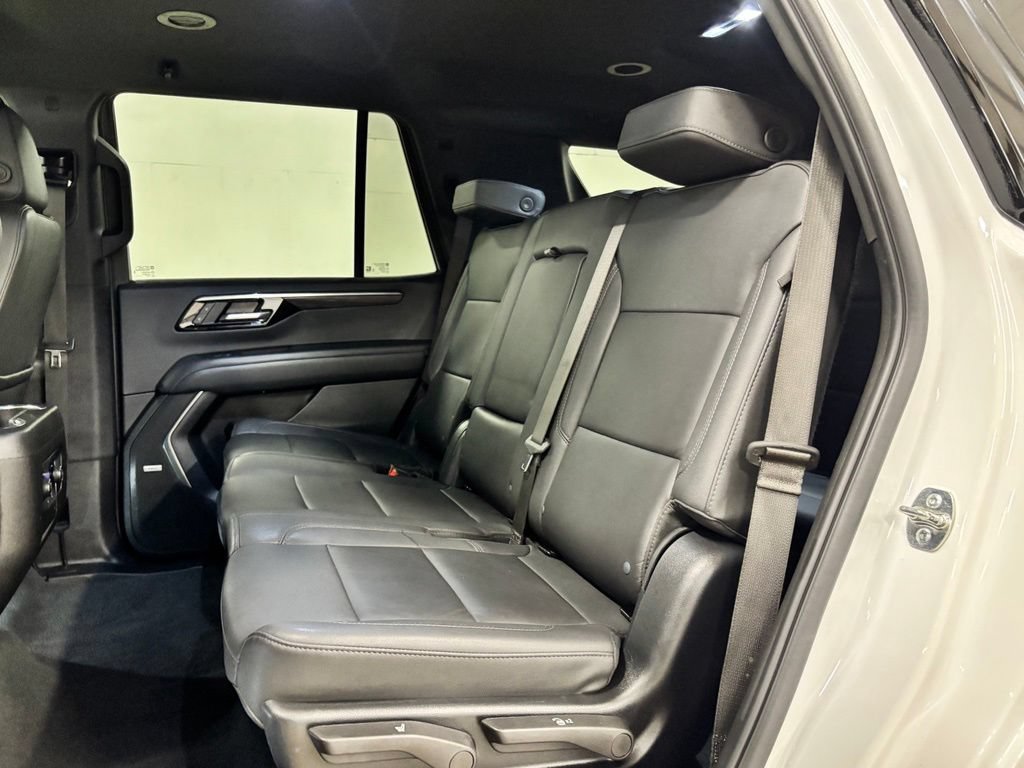 Used 2025 Chevrolet Tahoe LT w/ Comfort Package RWD image 20