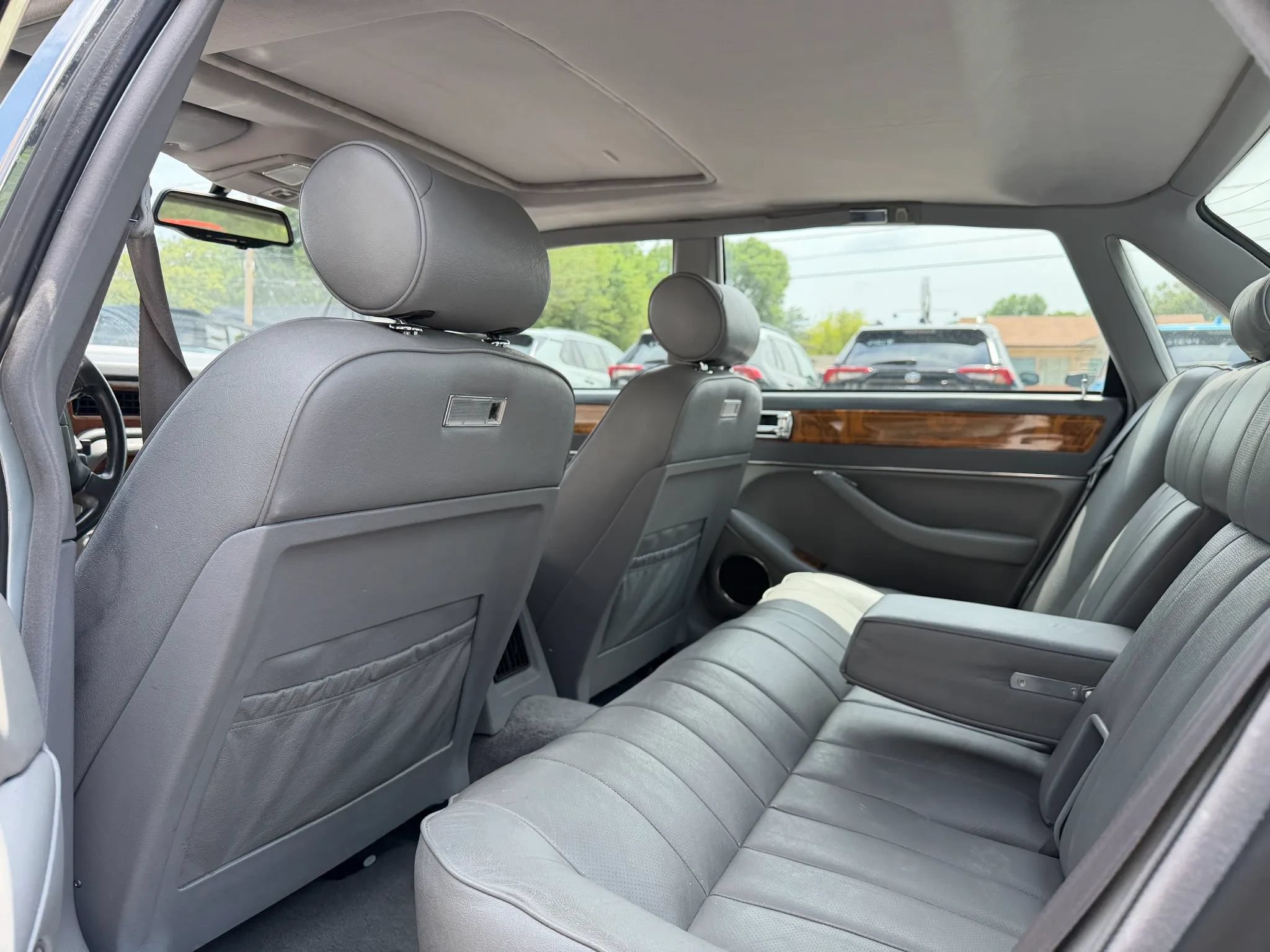 Used 1994 Jaguar XJ6 RWD image 23