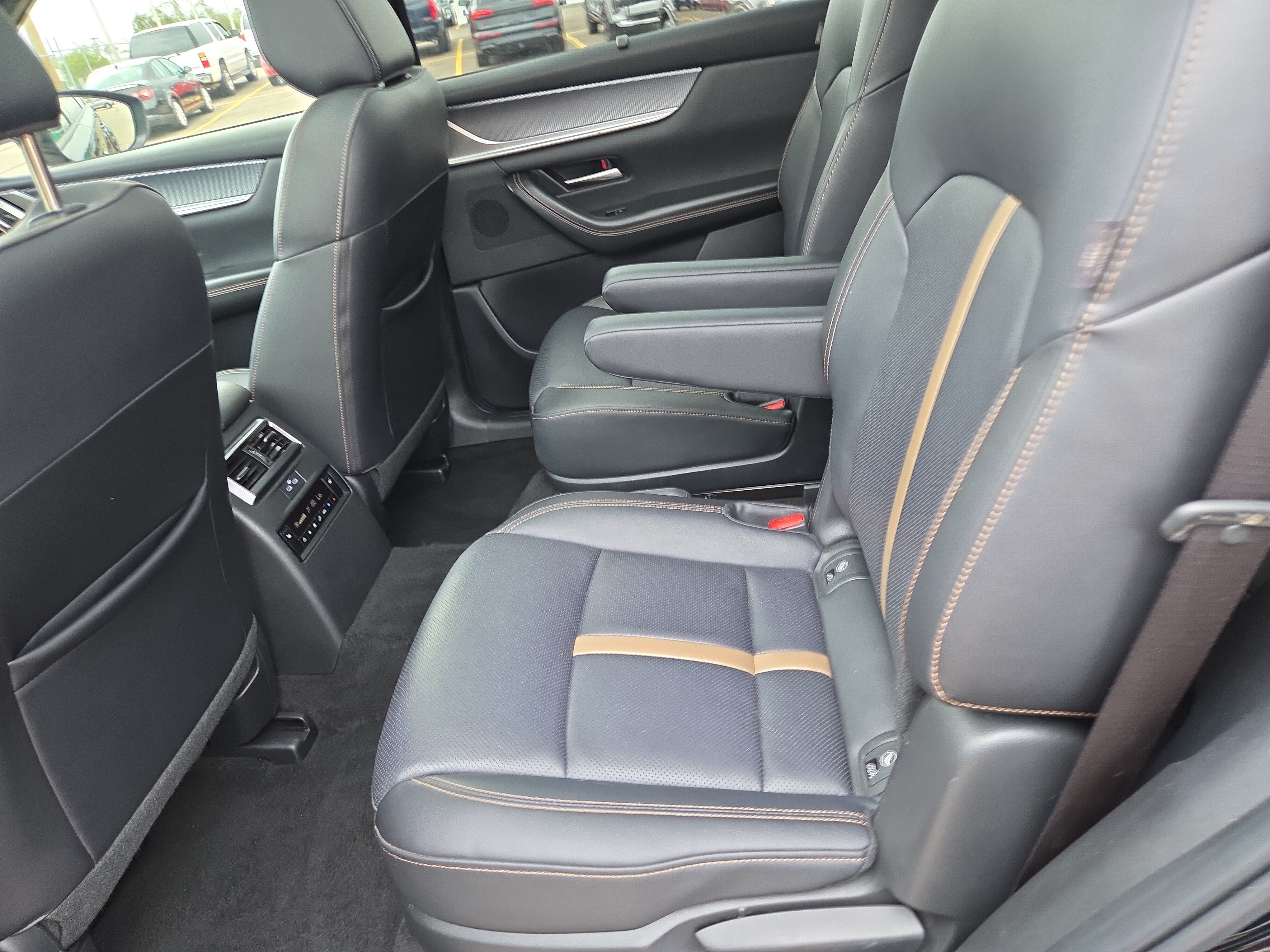 Used 2025 MAZDA CX-90 3.3 Turbo w/ Premium Plus Pkg AWD/4WD image 7