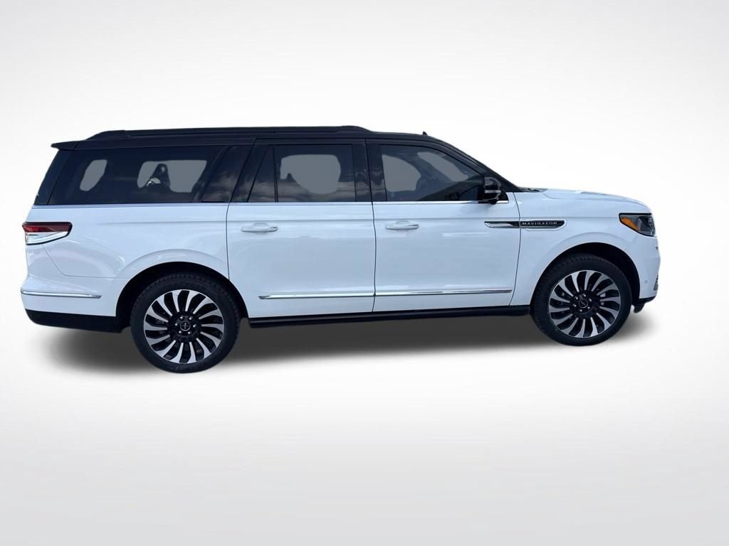 Used 2022 Lincoln Navigator L Black Label AWD/4WD image 5