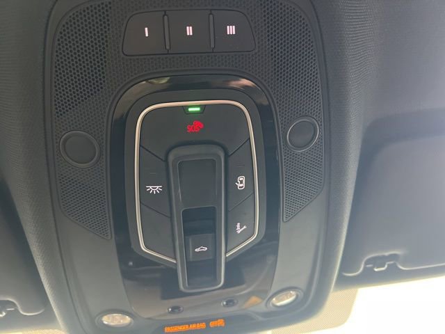 Used 2019 Audi A4 2.0T Premium FWD image 29