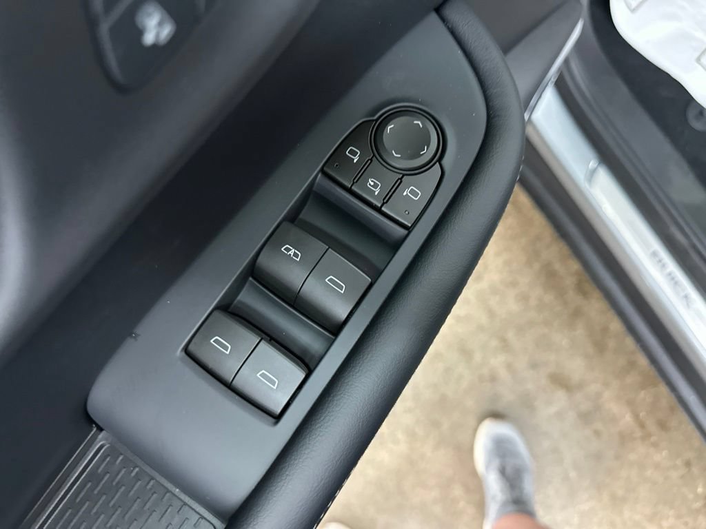New 2026 Buick Enclave Preferred w/ Power Package AWD/4WD image 35