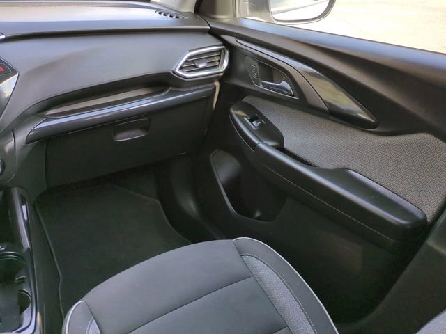 Used 2023 Chevrolet TrailBlazer LT w/ Convenience Package AWD/4WD image 17