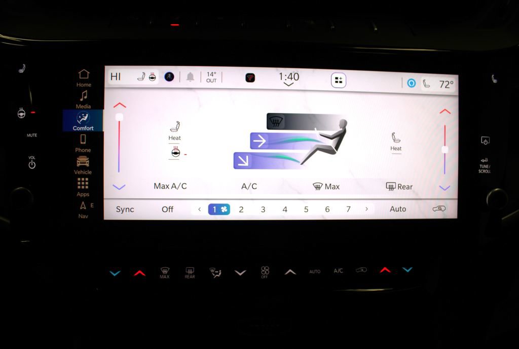 New 2026 Jeep Grand Cherokee Altitude image 17