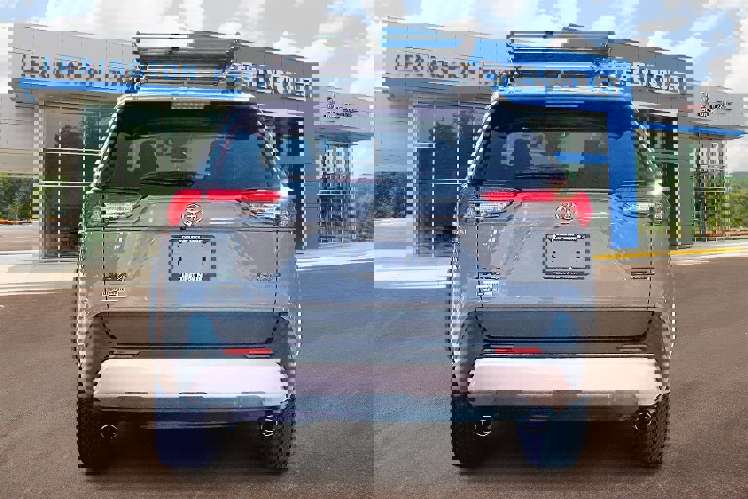 Used 2020 Toyota RAV4 Adventure image 4