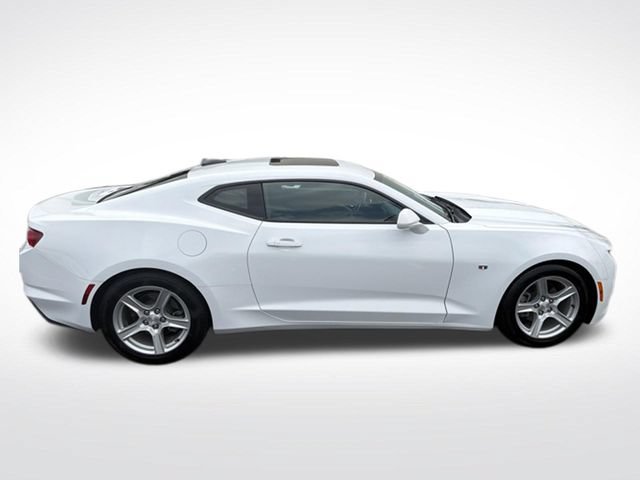 Used 2023 Chevrolet Camaro LT RWD image 8