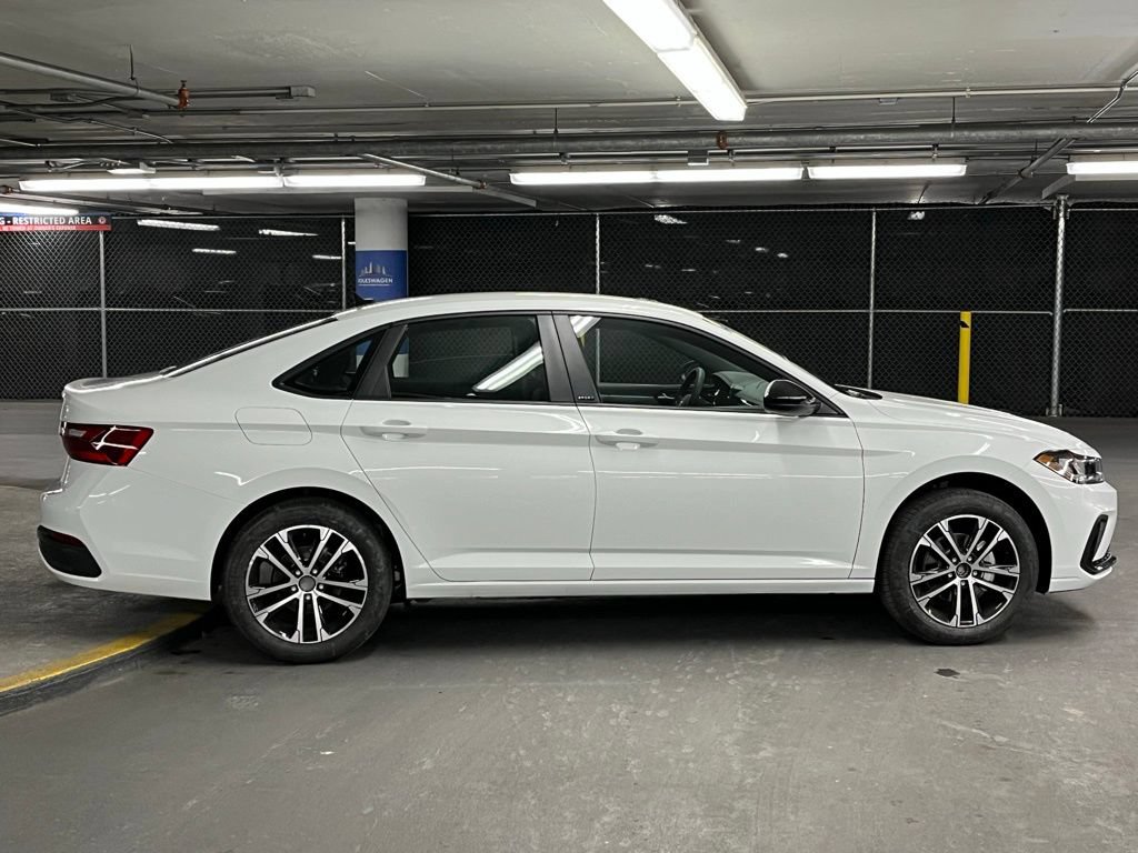 New 2026 Volkswagen Jetta Sport FWD image 33