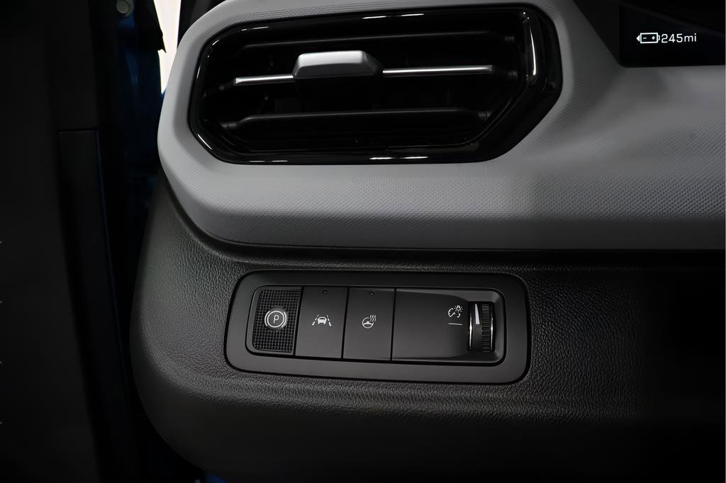 New 2027 Chevrolet Bolt RS w/ Technology Package FWD image 19