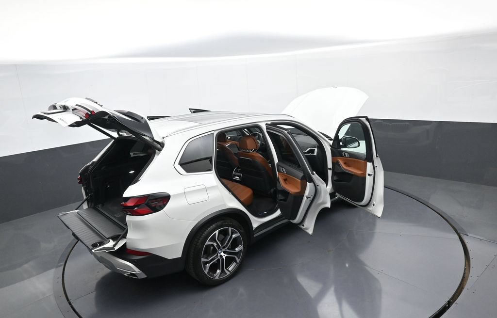 New 2026 BMW X5 xDrive40i AWD/4WD image 44