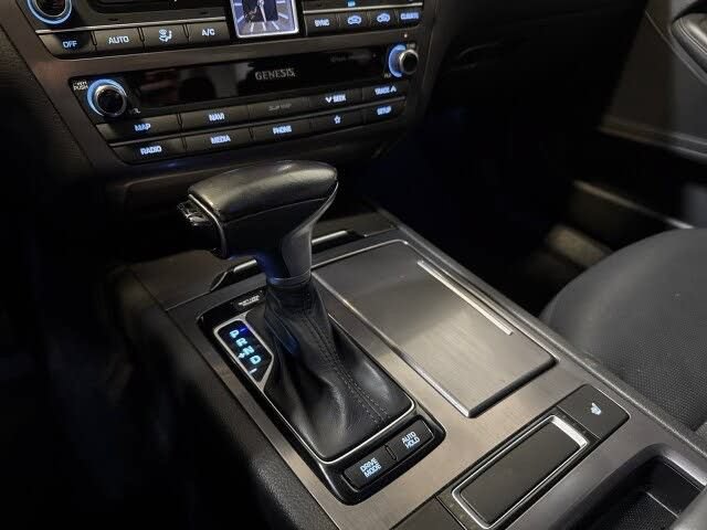 Used 2020 Genesis G80 3.8 RWD image 26