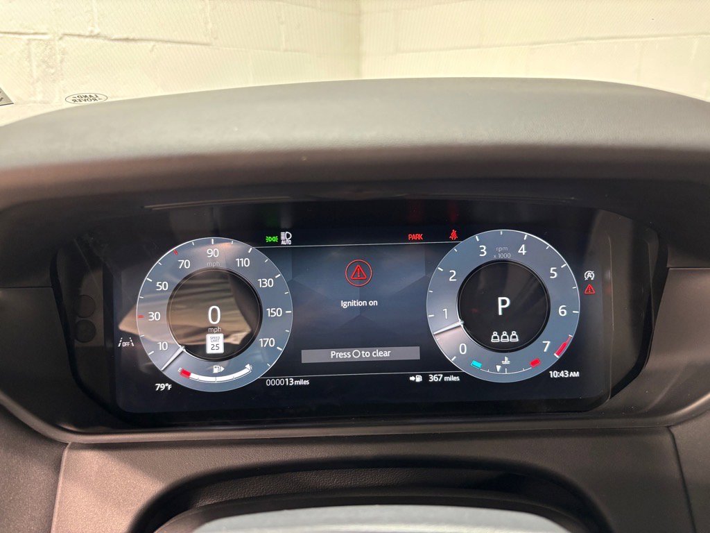 New 2026 Land Rover Range Rover Velar Dynamic SE image 16