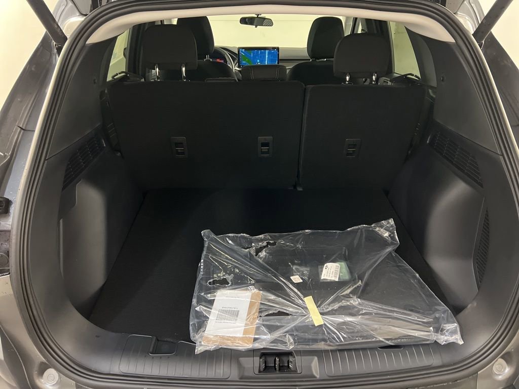 New 2026 Ford Escape Active w/ Tech Pack #1 AWD/4WD image 32