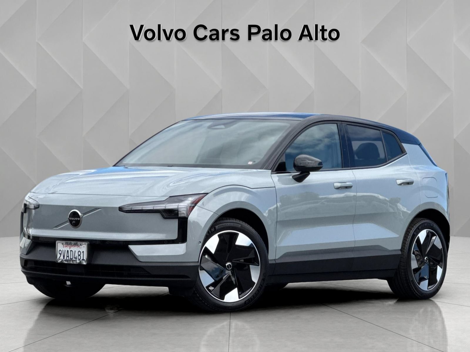 Certified 2025 Volvo EX30 Ultra w/ Protection Package Premier AWD/4WD image 2