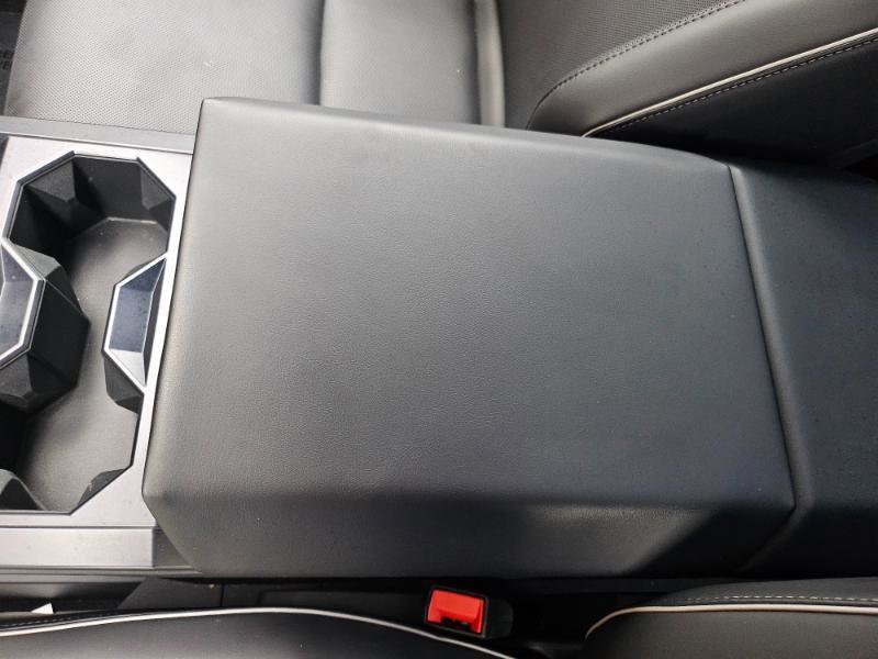 Used 2024 Tesla Cybertruck AWD Crew Cab image 42