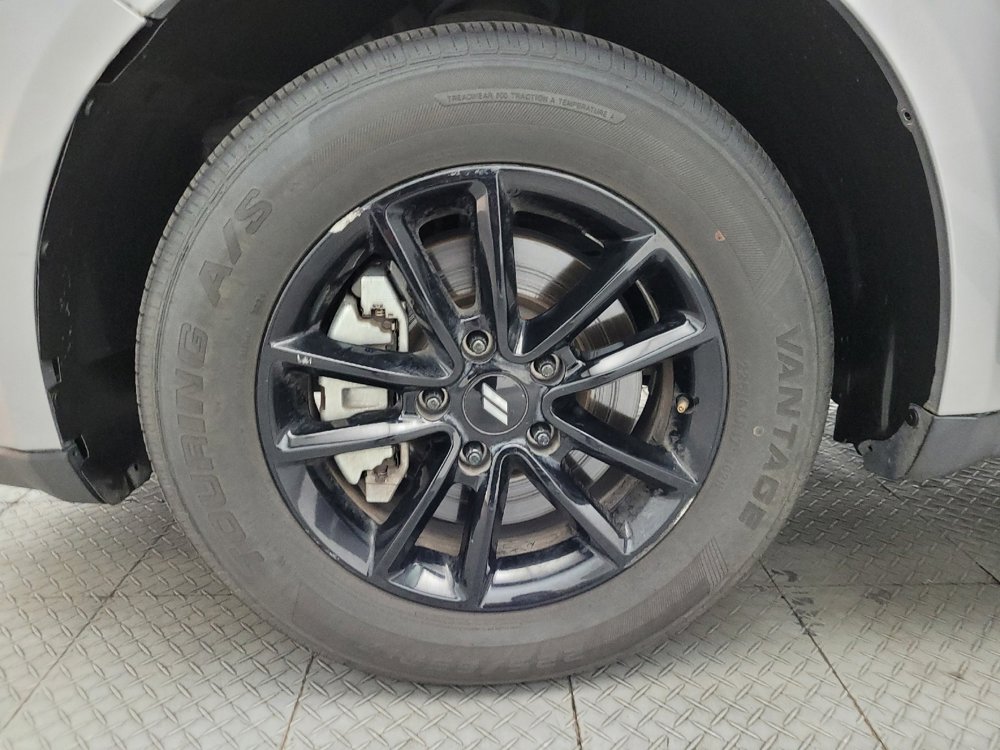 Used 2019 Dodge Journey SE w/ Connectivity Group image 31