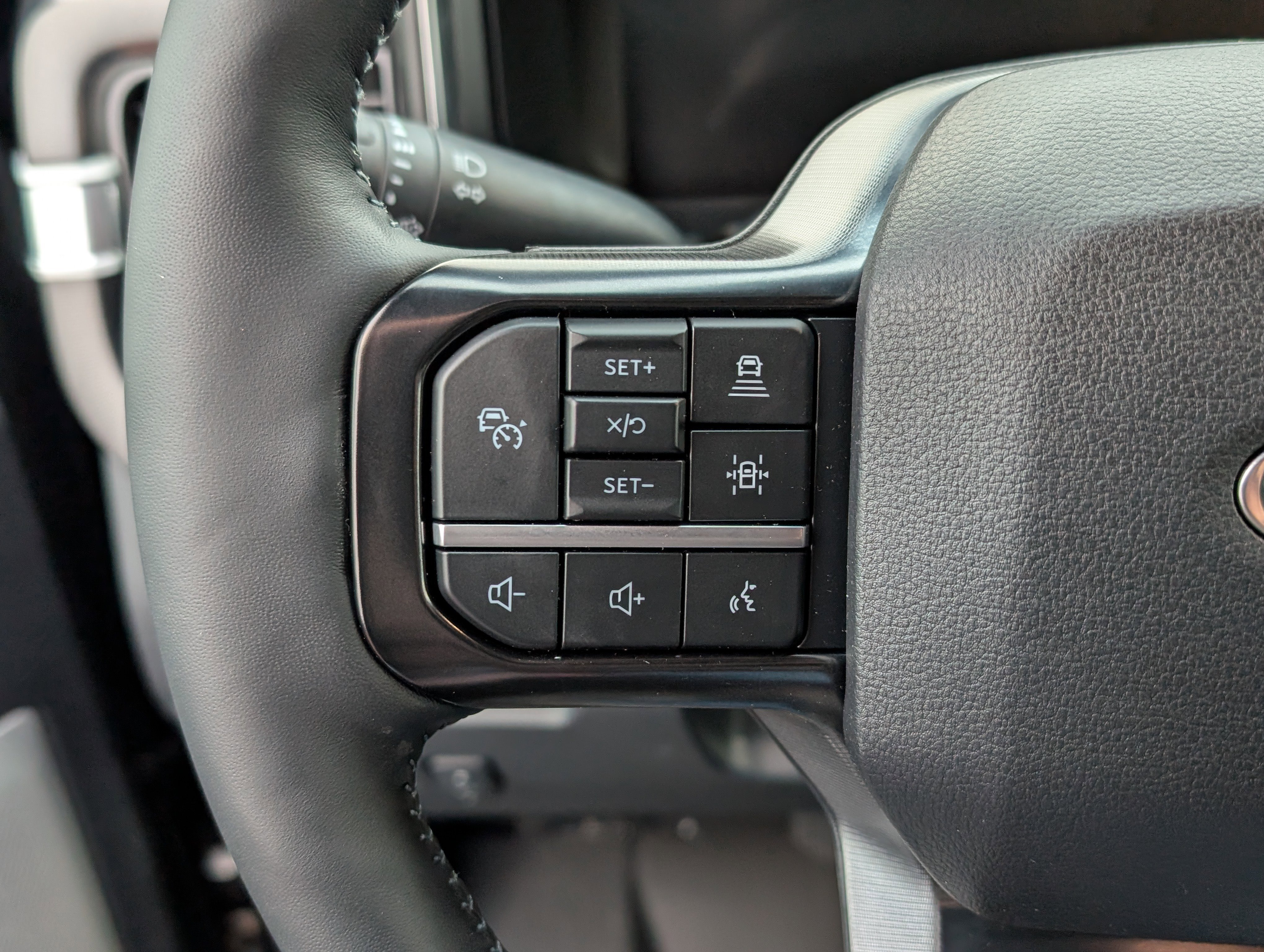 New 2026 Ford F250 Platinum image 25