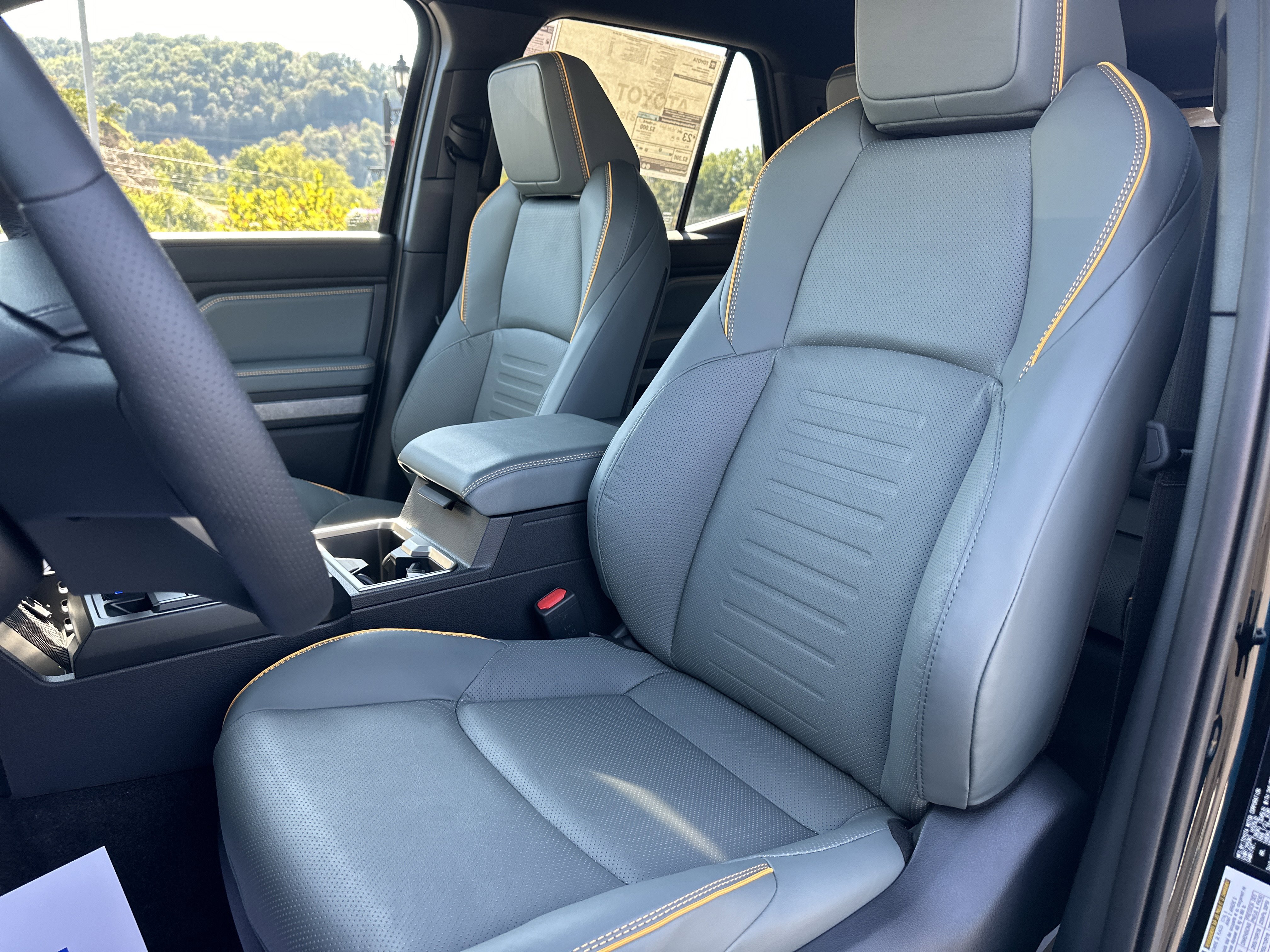 New 2025 Toyota 4Runner Trailhunter image 19