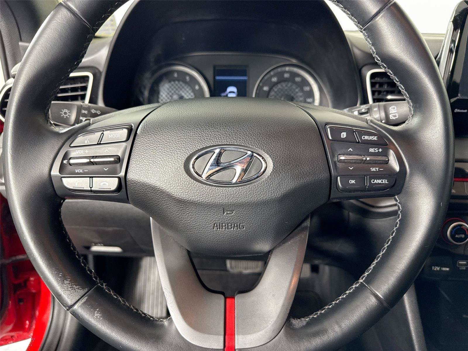Used 2020 Hyundai Veloster 2.0 Premium FWD image 16