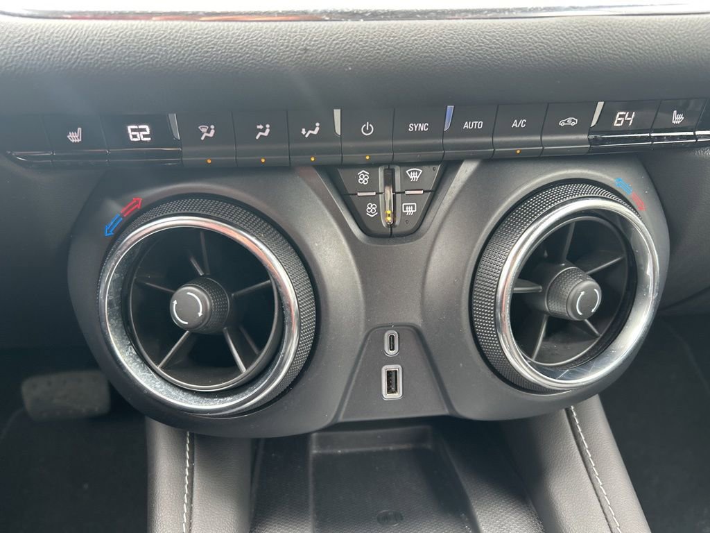 Used 2024 Chevrolet Blazer LT w/ Convenience Package image 16