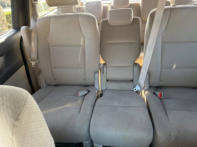 Used 2016 Honda Odyssey SE image 6