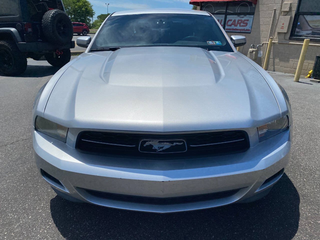 Used 2011 Ford Mustang Premium w/ 202A Rapid Spec Order Code RWD image 8