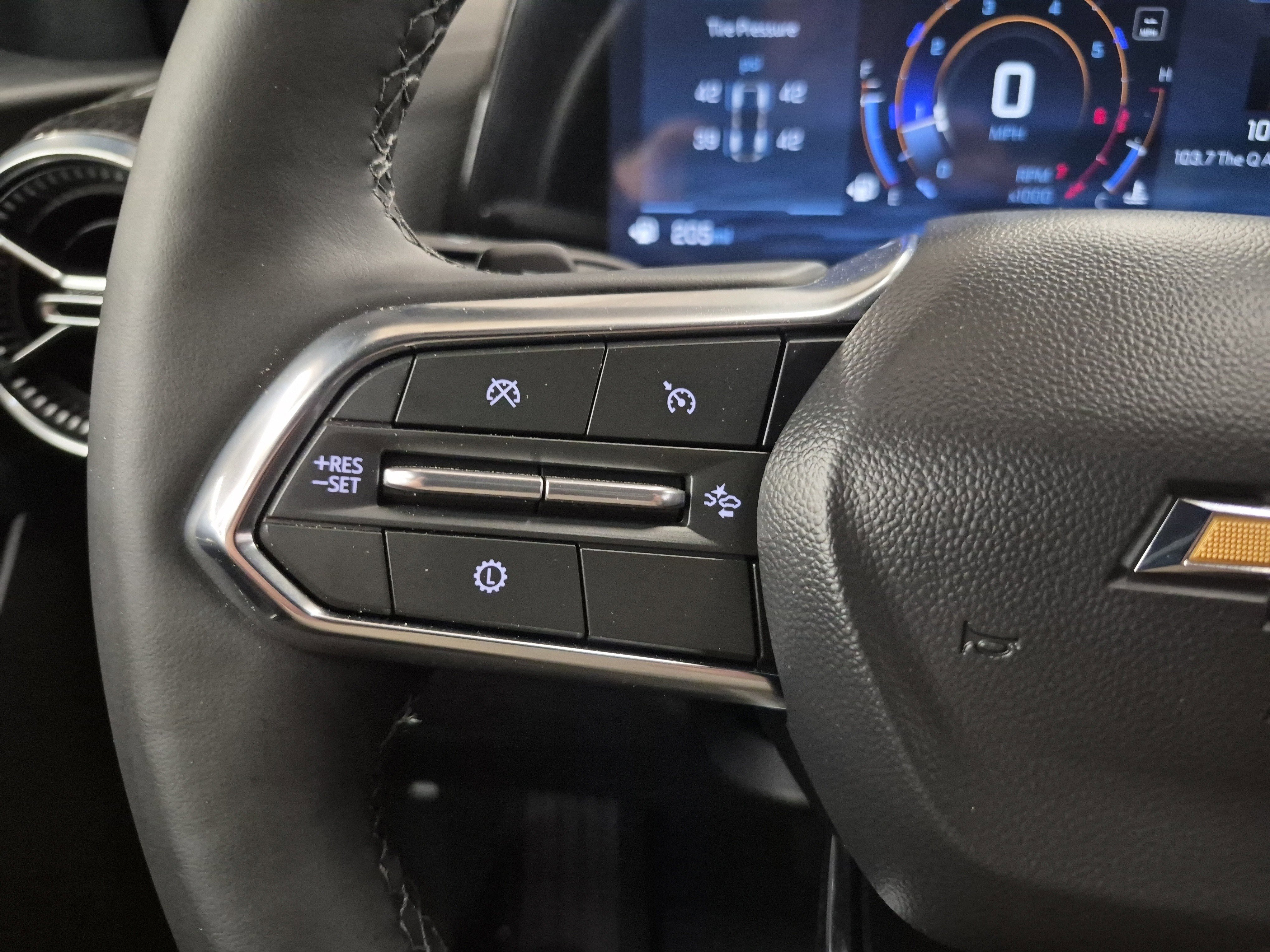 Used 2026 Chevrolet Equinox LT w/ Safety and Technology Package image 23